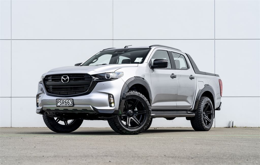 Mazda BT-50 2023