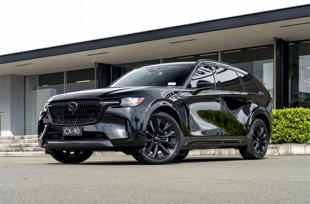 Mazda CX-90 2025