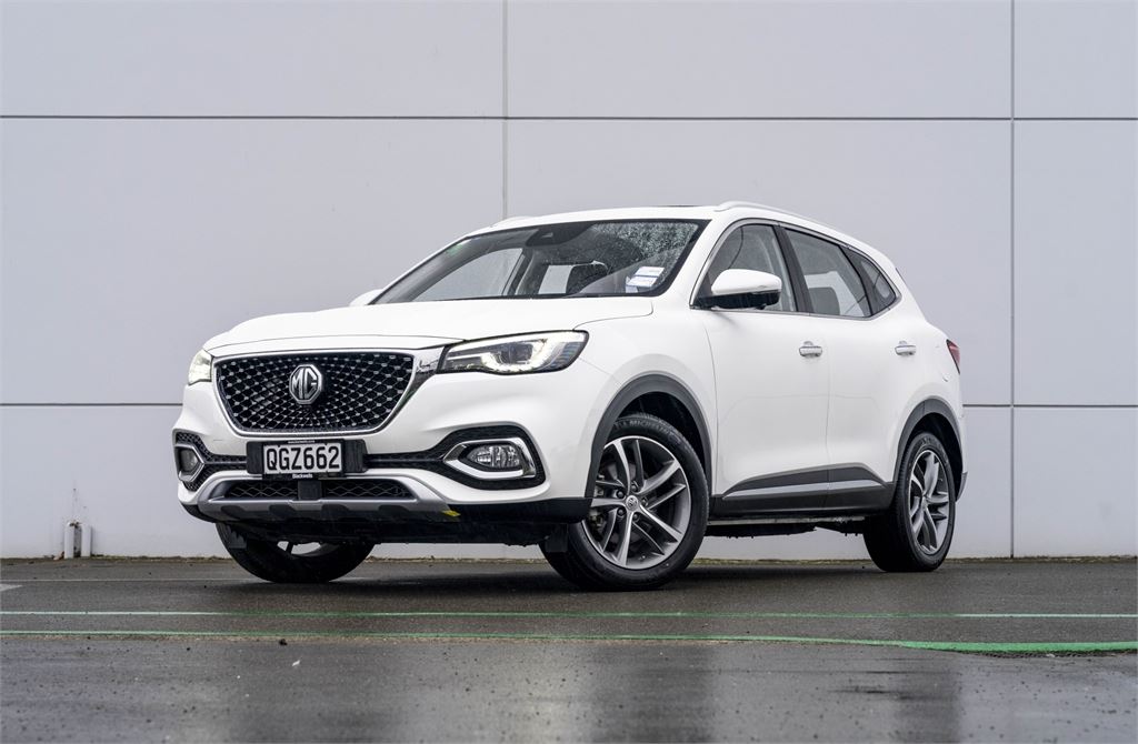 MG HS 2023