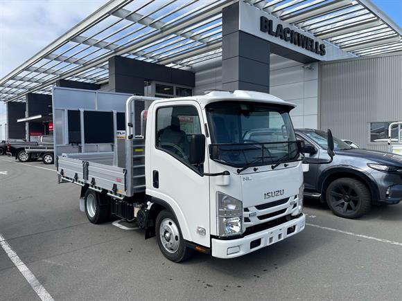 Isuzu NLR 250S AMT 2024