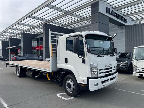 Isuzu FSD 700 4x2 Auto 2024