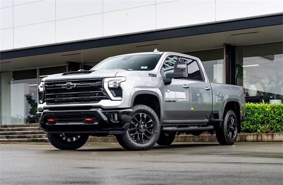 Chevrolet Silverado 2500HD LTZ PREM TECH PACK 2025