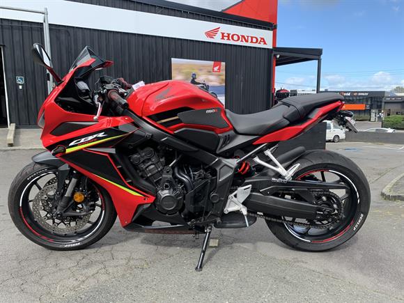 2023 Honda CBR650R