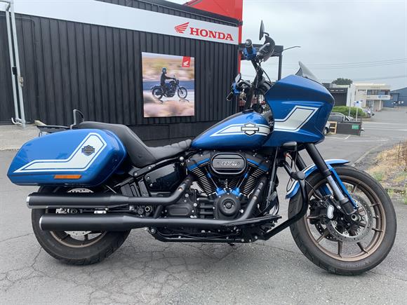 Harley-Davidson Low Rider Fast Johnnie Enthusiast Ed 2024