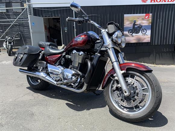 2015 Triumph Thunderbird