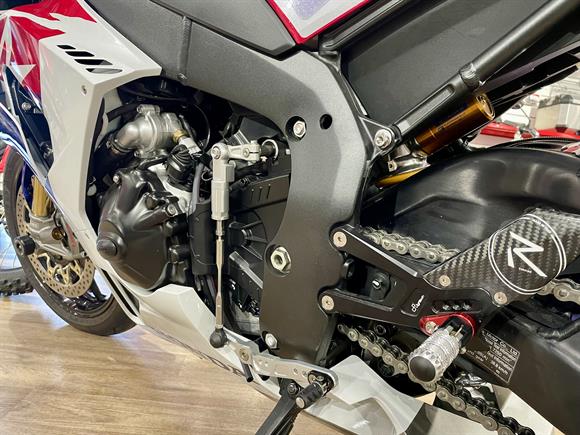 2023 Honda CBR1000 RR-R Fireblade SP 30th Anniversary
