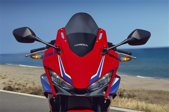 New Honda CBR500R MANUAL