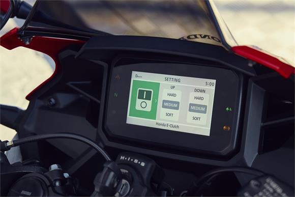 New Honda CBR500R MANUAL