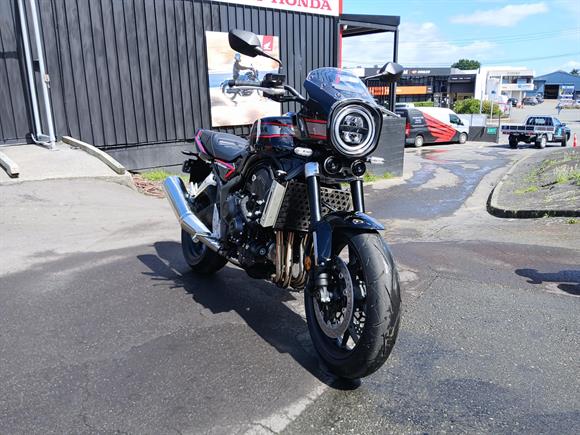 New Honda CB1000 F