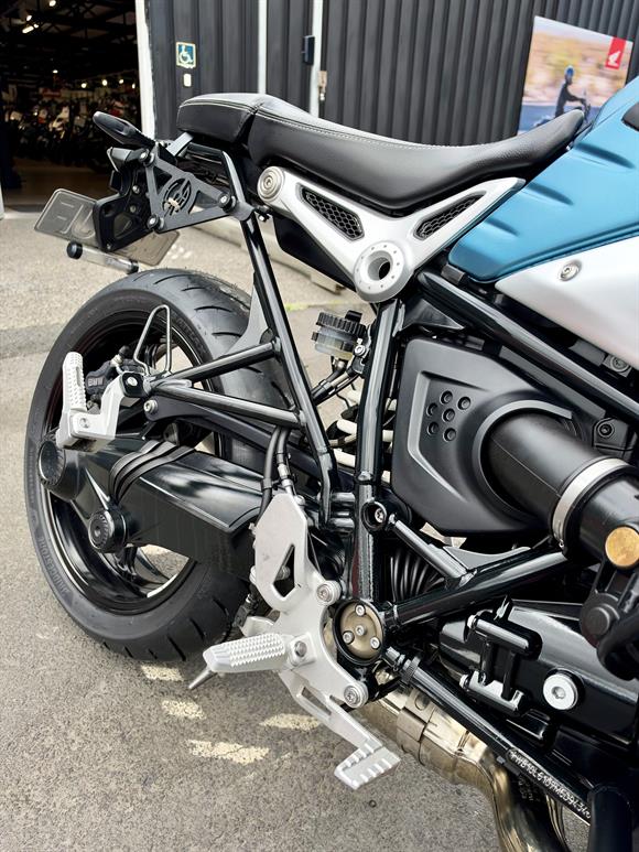 2023 BMW R Nine T PURE K22