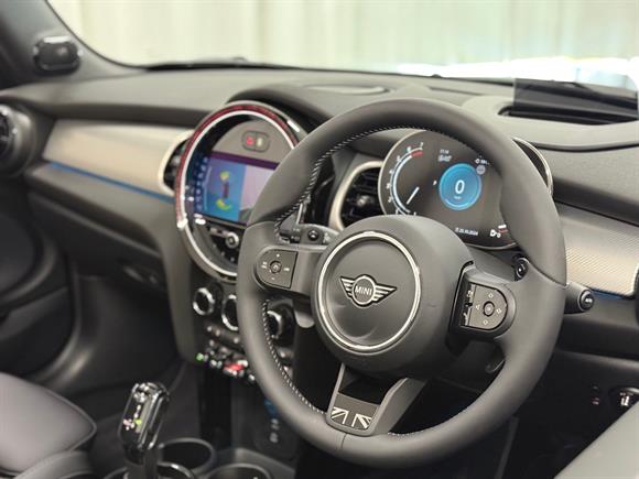 2025 MINI Hatch Convertible