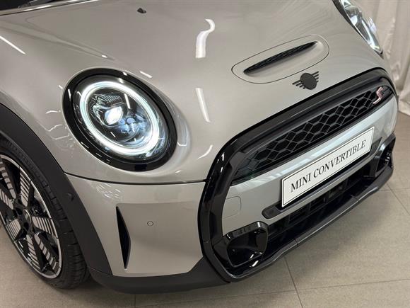 2025 MINI Hatch Convertible