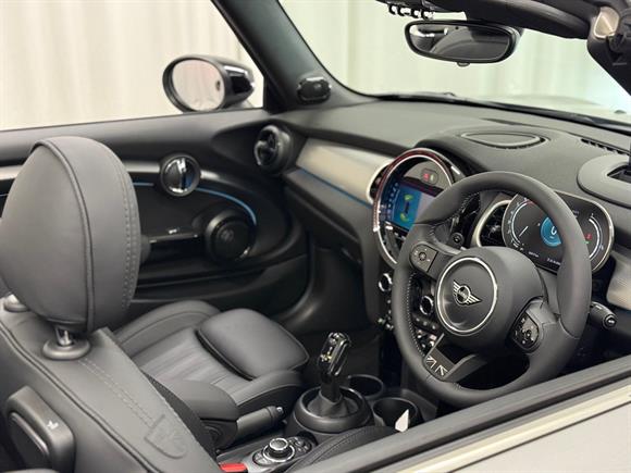 2025 MINI Hatch Convertible