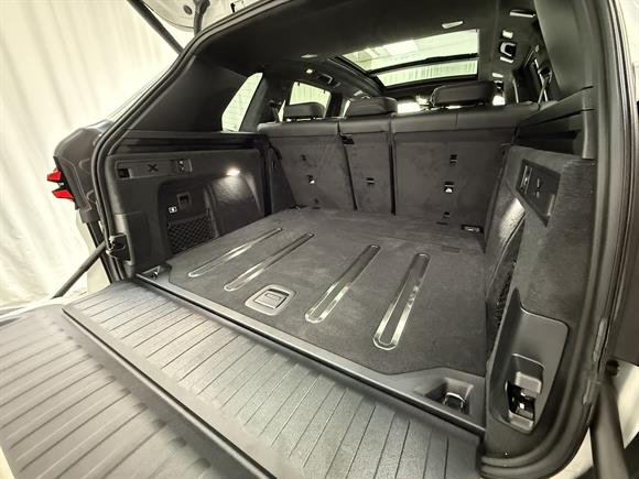 2025 BMW X5 RV-SUV
