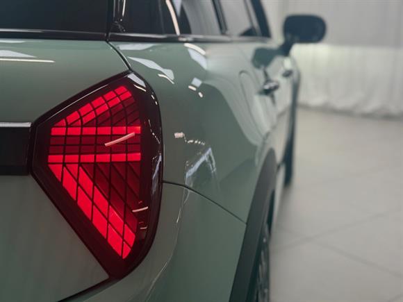 2025 MINI Cooper Hatchback