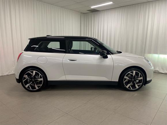 2025 MINI Hatch Hatchback