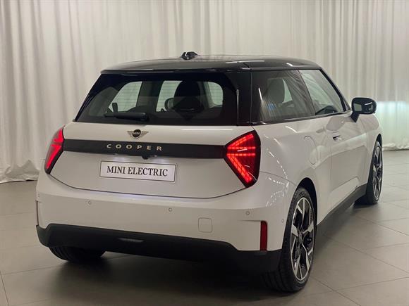 2025 MINI Hatch Hatchback