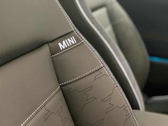 2025 MINI Hatch Hatchback