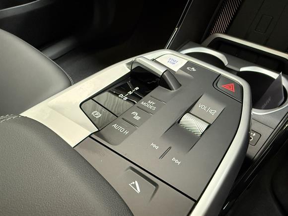 2025 BMW iX1 RV-SUV