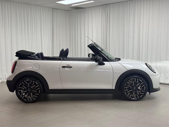 2025 MINI Hatch Convertible