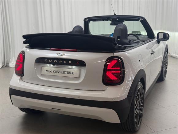 2025 MINI Hatch Convertible