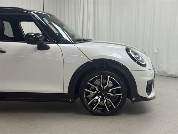 2025 MINI Hatch Hatchback