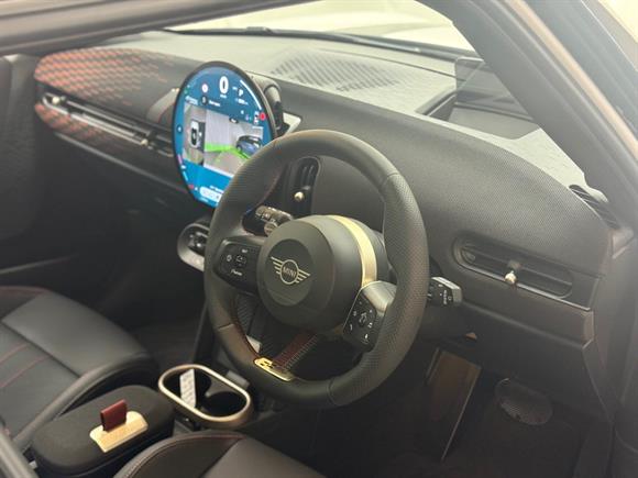 2025 MINI Hatch Hatchback