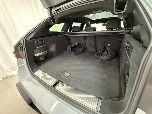 2025 BMW M5 Station Wagon