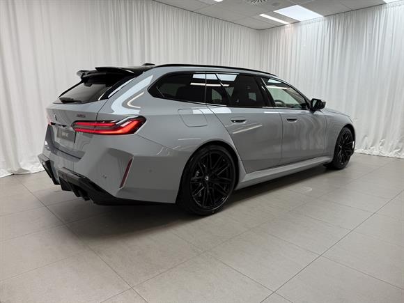 2025 BMW M5 Station Wagon