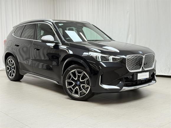 BMW iX1 RV-SUV 2024