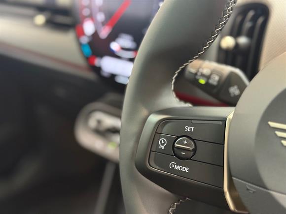2025 MINI Hatch Hatchback