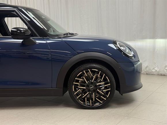 2025 MINI Hatch Hatchback