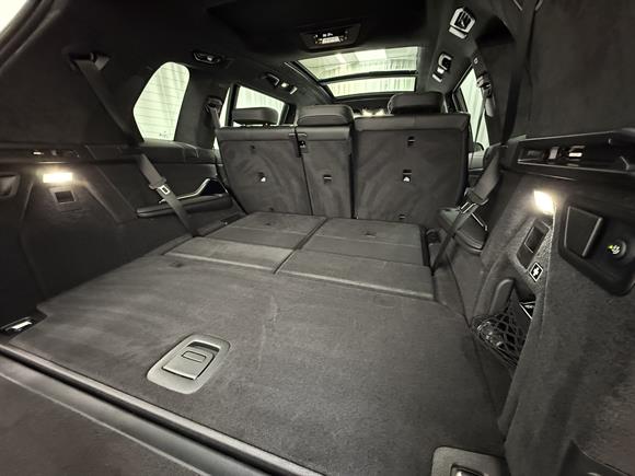 2025 BMW X7 RV-SUV