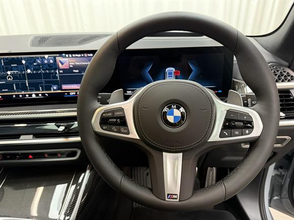2025 BMW X7 RV-SUV