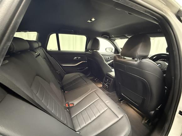 2020 BMW 330d Station Wagon