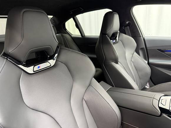 2025 BMW M5 Sedan