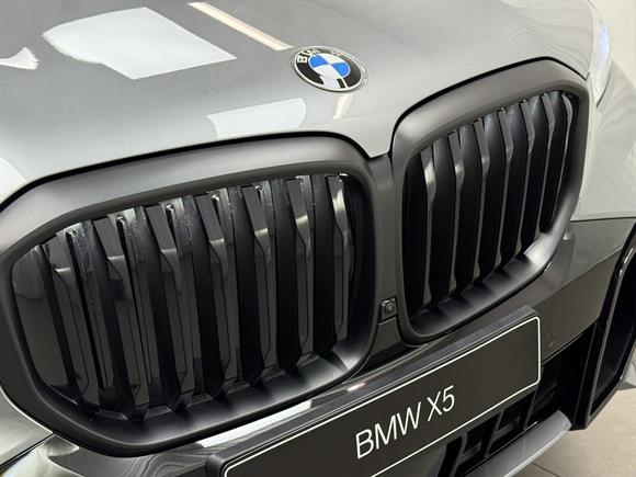 2025 BMW X5 RV-SUV