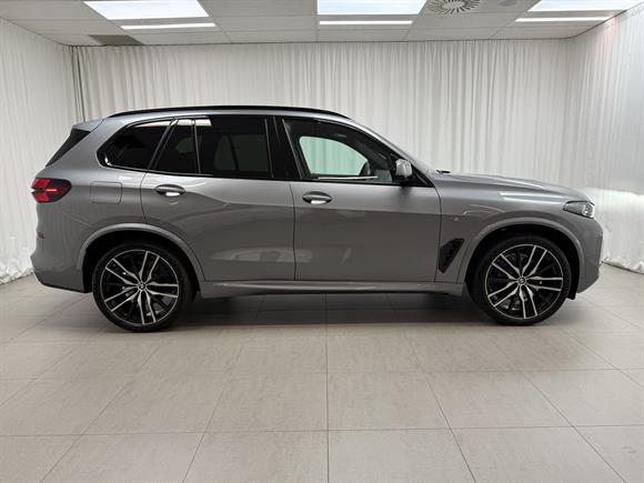 2025 BMW X5 RV-SUV