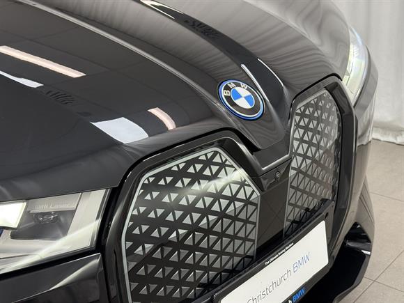 2025 BMW iX RV-SUV