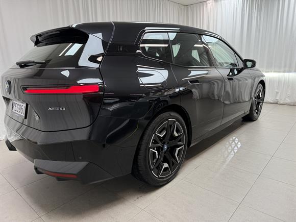 2025 BMW iX RV-SUV