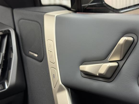 2025 BMW iX RV-SUV