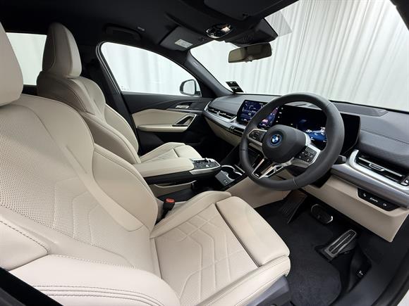 2025 BMW iX2 RV-SUV