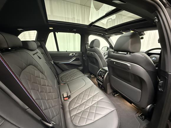 2025 BMW X5 RV-SUV