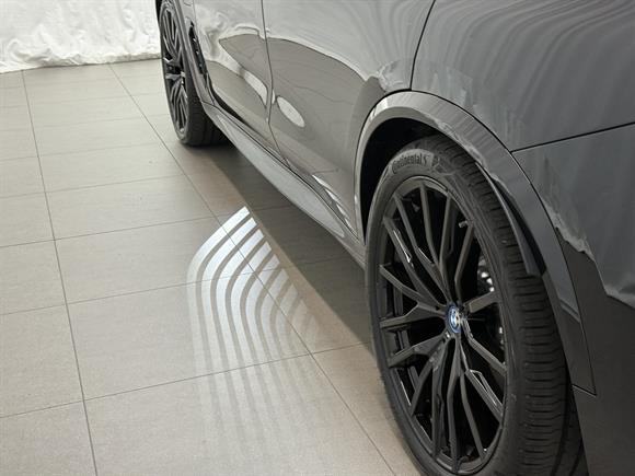 2025 BMW X5 RV-SUV