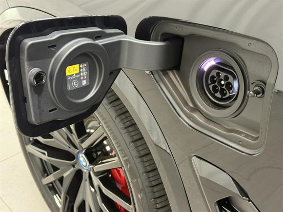 2025 BMW X5 RV-SUV