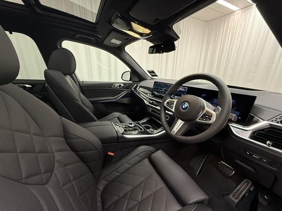 2025 BMW X5 RV-SUV