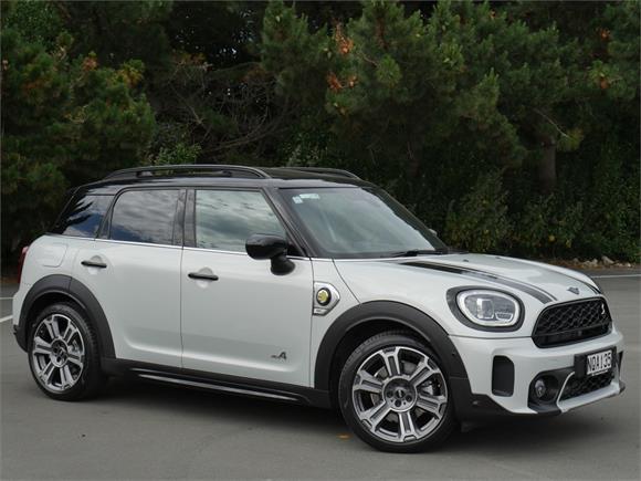 MINI Countryman S E ALL4 Yours 2021