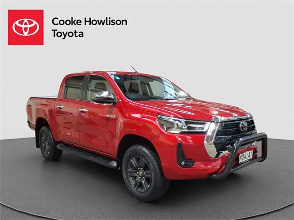 Toyota Hilux SR5 4WD 2021