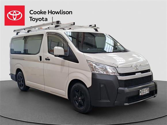 Toyota Hiace ZR 2.8DT 2019