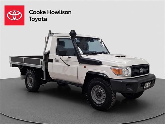 Toyota Land Cruiser 70 LT 4.5DT 4WD 2023